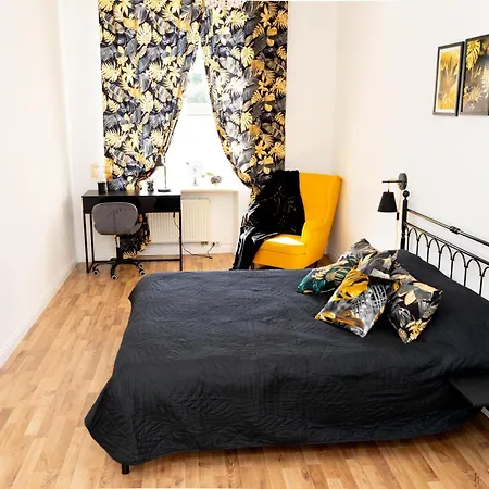 Charming In The Heart Of - Valova, Nasypna Str *