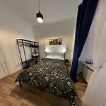Charming In The Heart Of - Valova, Nasypna Str *