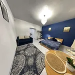 Apartmán Charming In The Heart Of - Valova, Nasypna Str