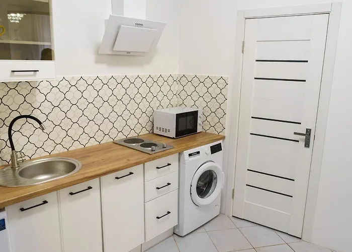 Charming In The Heart Of - Valova, Nasypna Str Apartment Lviv