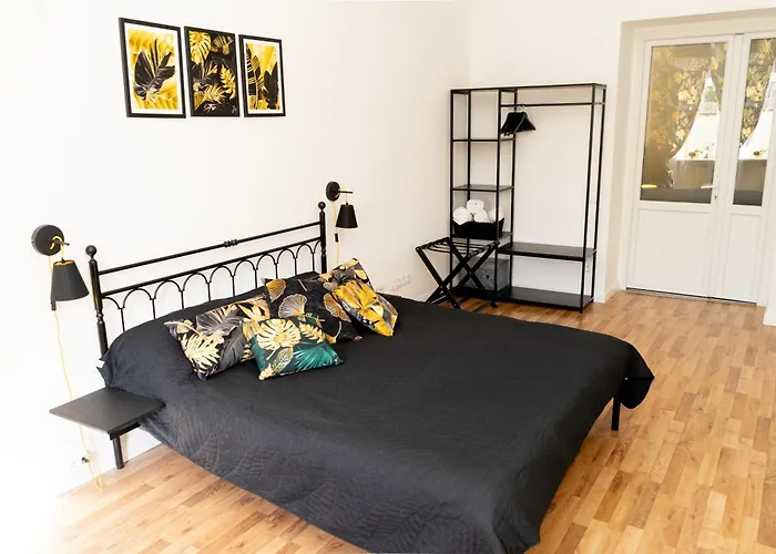 Charming In The Heart Of - Valova, Nasypna Str Apartment *