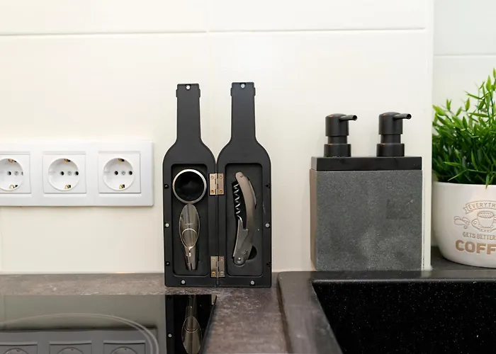 Charming In The Heart Of - Valova, Nasypna Str Apartment Lviv