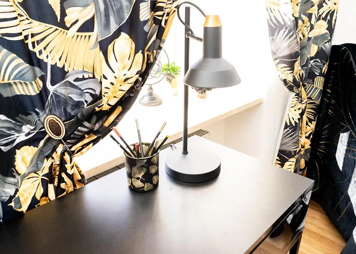 Charming In The Heart Of - Valova, Nasypna Str *