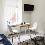 Apartment Charming In The Heart Of - Valova, Nasypna Str
