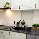 Charming In The Heart Of - Valova, Nasypna Str