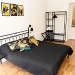 Charming In The Heart Of - Valova, Nasypna Str Apartment *