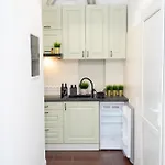 Apartment Charming In The Heart Of - Valova, Nasypna Str