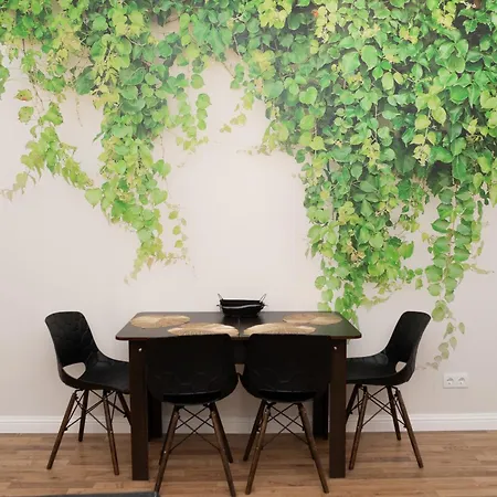 Charming In The Heart Of - Valova, Nasypna Str *