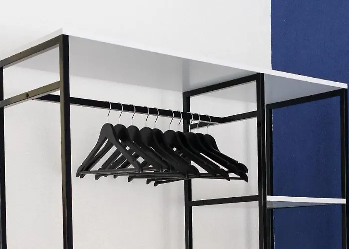 Charming In The Heart Of - Valova, Nasypna Str * Львов