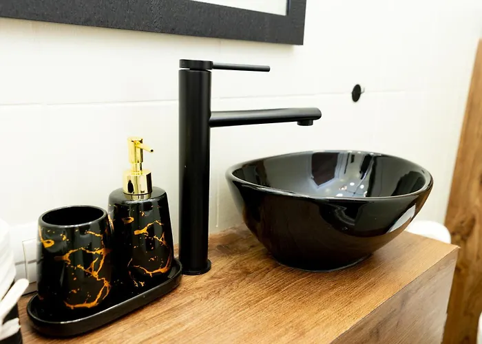 Charming In The Heart Of - Valova, Nasypna Str Апартаменты Львов