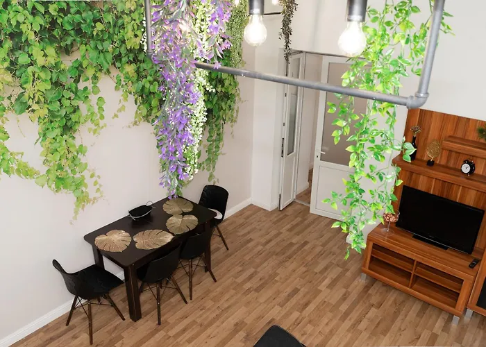 Charming In The Heart Of - Valova, Nasypna Str * Львов